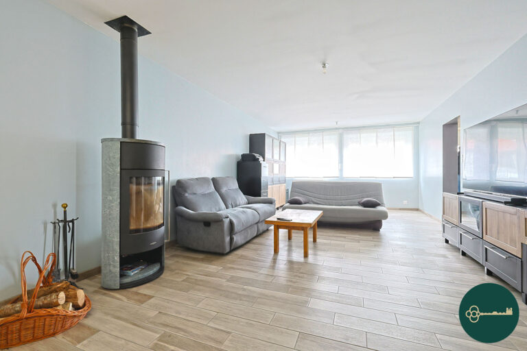 photo_f933ee7460a6fa75d4b61eb374cfb1a1-768x512 Maison Allain 5 pièces 181 m2