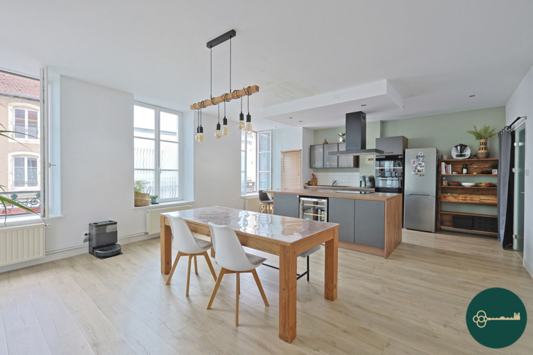 Toul Immo photo_a4fe96f119f876ba96bbc2fab93c0535-768x512 Appartement Toul 7 pièces 173 m2 photo_a4fe96f119f876ba96bbc2fab93c0535-768x512 Appartement Toul 7 pièces 173 m2